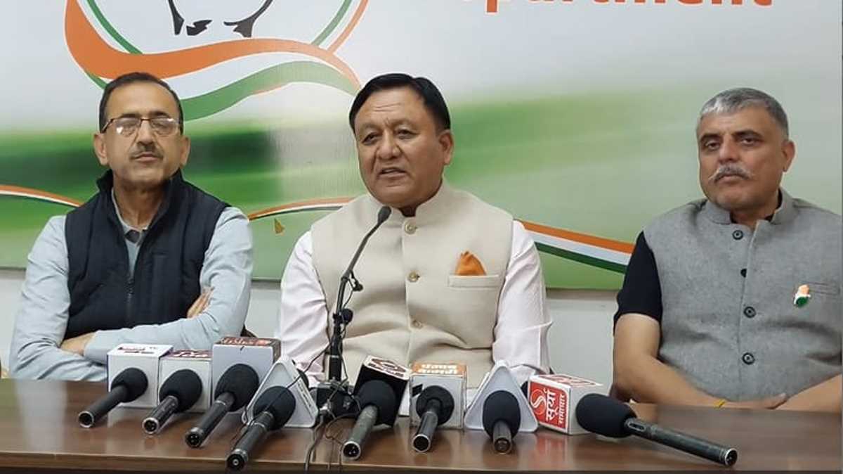 ओपीएस को लेकर कर्मचारियों को गुमराह किया जा रहा है : कांग्रेस नेता जगत सिंह नेगी